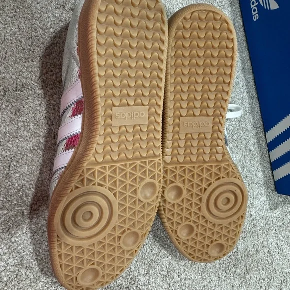 adidas Samba OG Silver Metallic Cracked Leather (Women's) - Picture 2 of 3